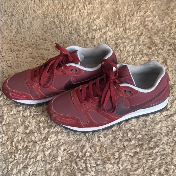 Nike sneakers - Picture 3 of 4